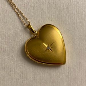 Italian Gold 10k Diamond Accent Heart Locket 18" Pendant Necklace